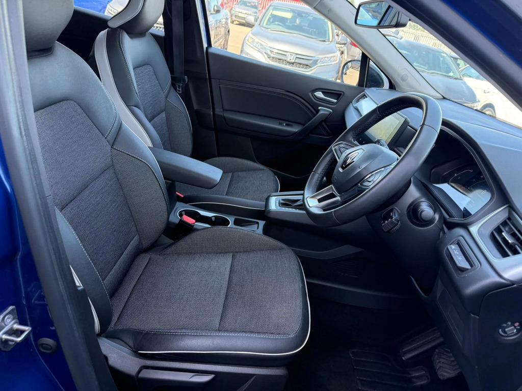 Renault Captur 1.6 E-tech Full Hybrid 145 Techno SA23ULE #3
