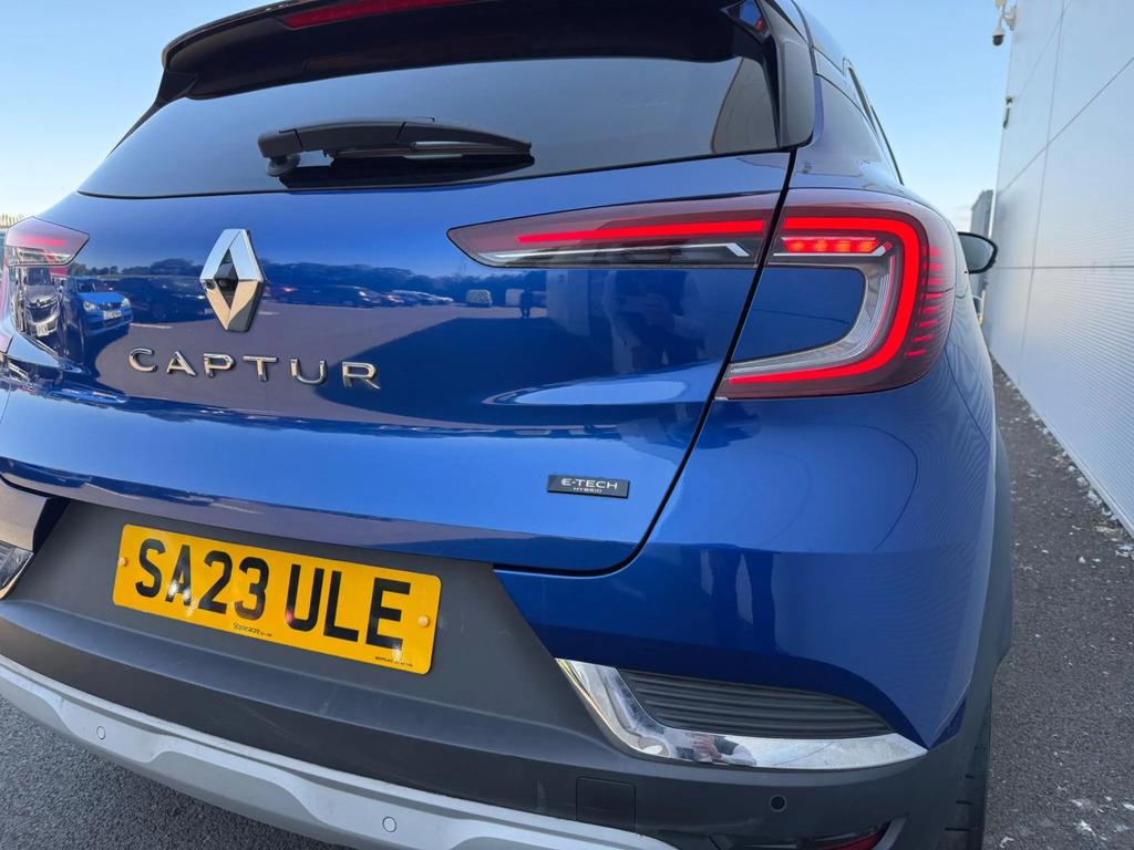 Renault Captur 1.6 E-tech Full Hybrid 145 Techno