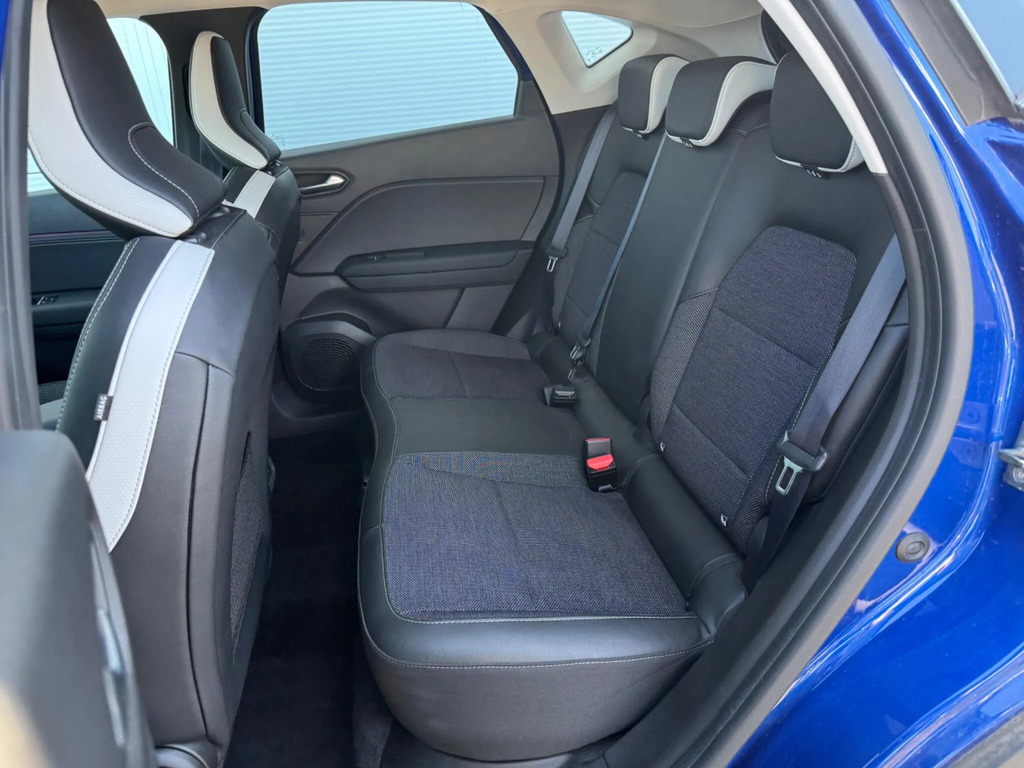 Renault Captur 1.6 E-tech Full Hybrid 145 Techno SA23ULE #6