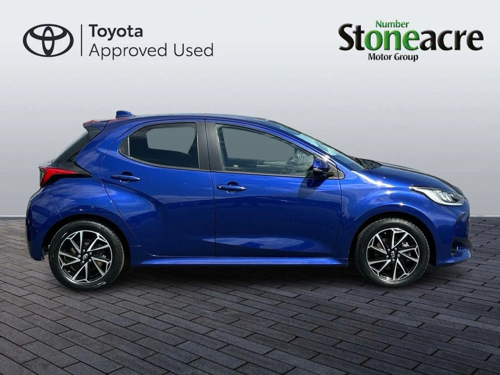Toyota Yaris 1.5 Hybrid Design Cvt NG23KRK #2