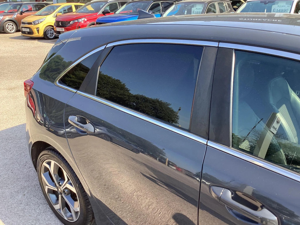 Kia Ceed Black #9