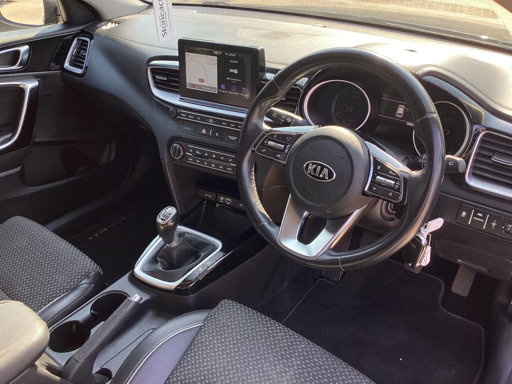 Kia Ceed Black #11