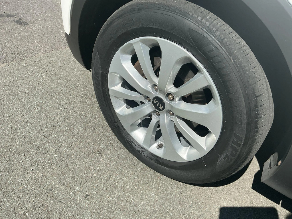 Kia Sorento Silver #35