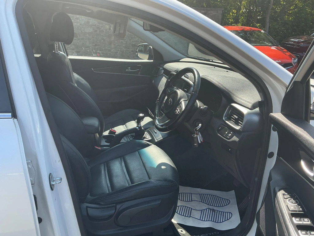 Kia Sorento Silver #11