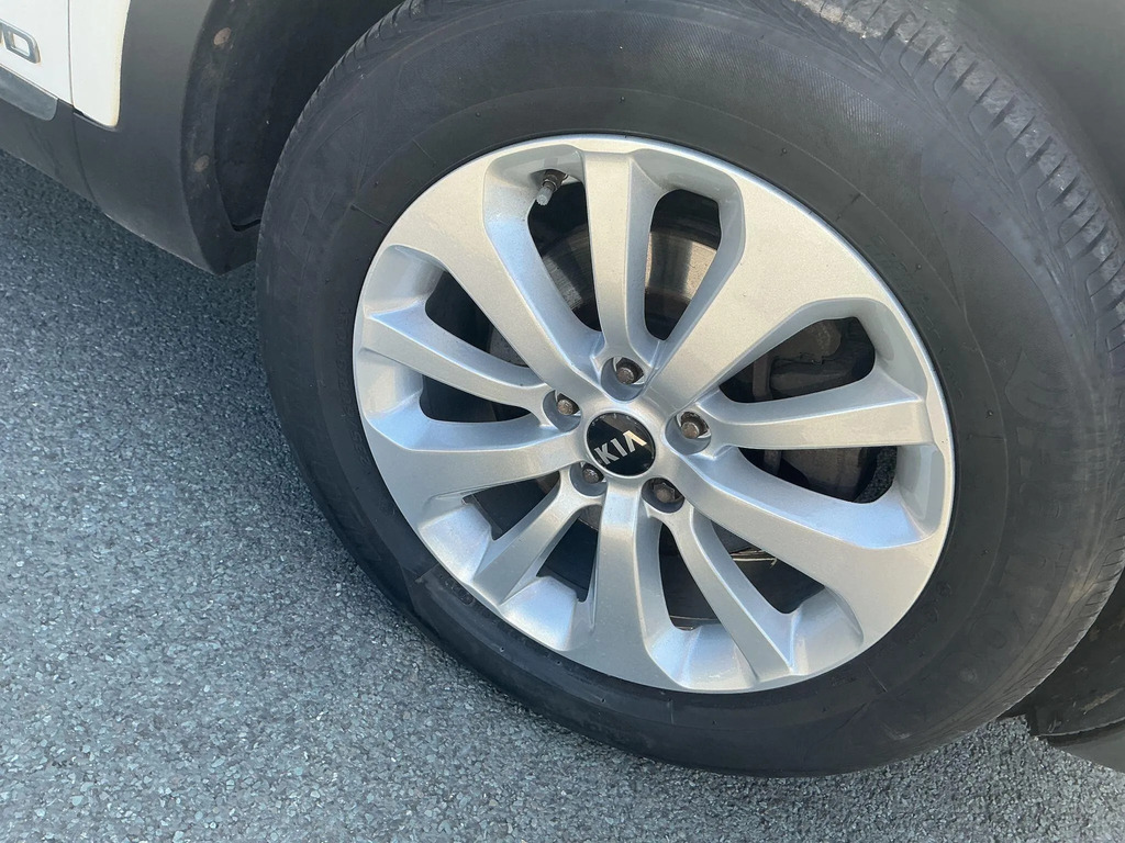 Kia Sorento Silver #32