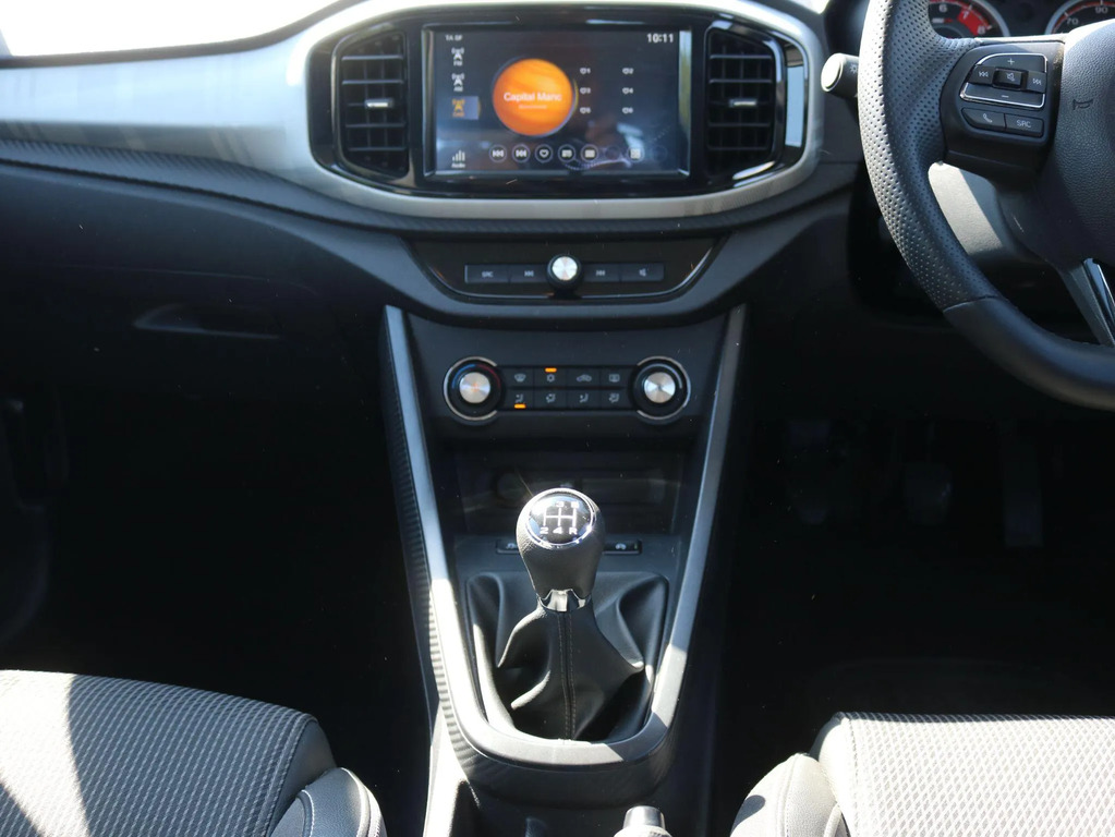 MG MG3 1.5 Vti-tech Exclusive Navigation White #24