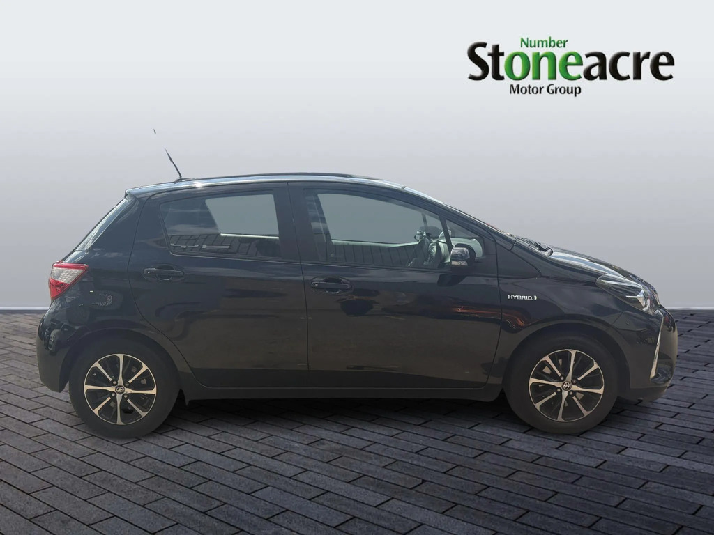 Toyota Yaris 1.5 Vvt-h Icon Tech Hatchback YS19HBE #2