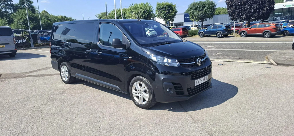 Vauxhall Vivaro 2.0 Turbo D 3100 Prime Crew Van L2 H1 Euro 6 6Dr
