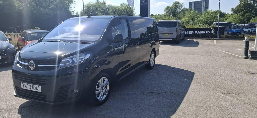 Vauxhall Vivaro 2.0 Turbo D 3100 Prime Crew Van L2 H1 Euro 6 6Dr #3