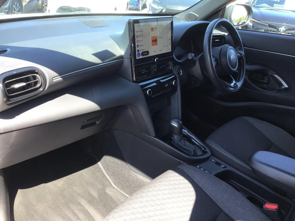 Toyota Yaris Cross 1.5 Hybrid Design YE74LZX #5