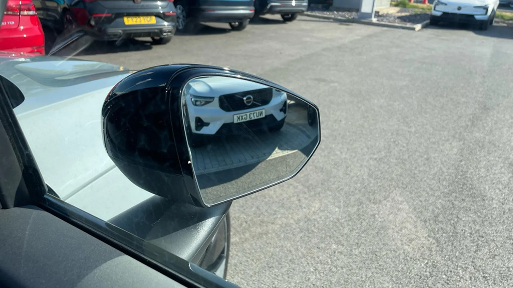 Volvo EX30 Plus Grey #25