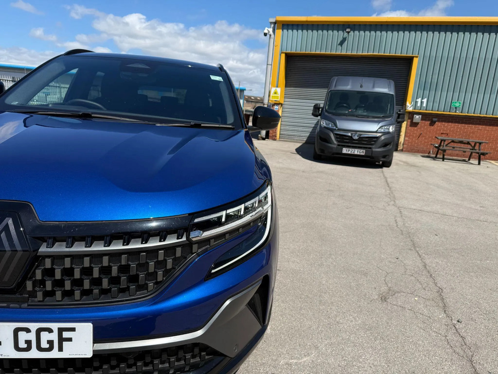 Renault Austral E-tech Iconic Esprit Alpine Black #9