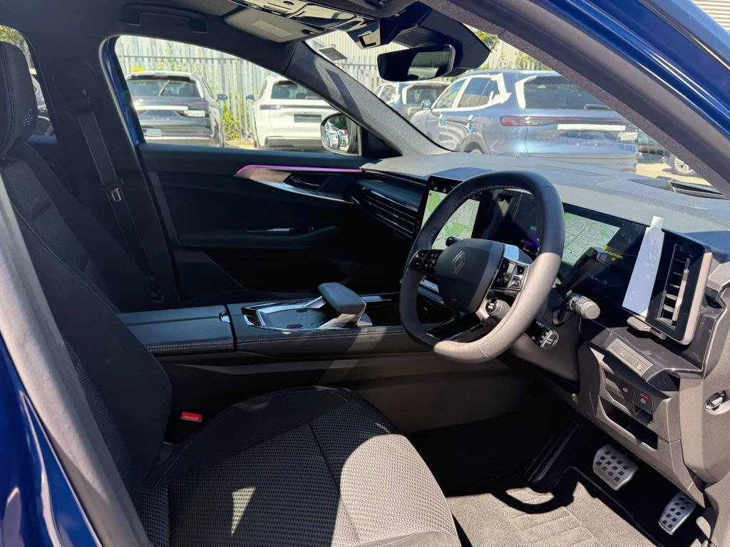 Renault Austral E-tech Iconic Esprit Alpine Black #13