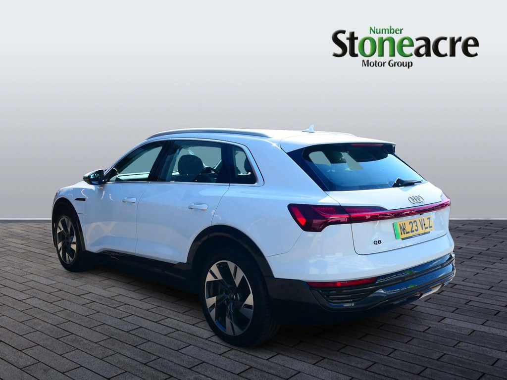 Audi Q8 e tron 50 Sport Quattro 95Kwh 11Kw Charger #4