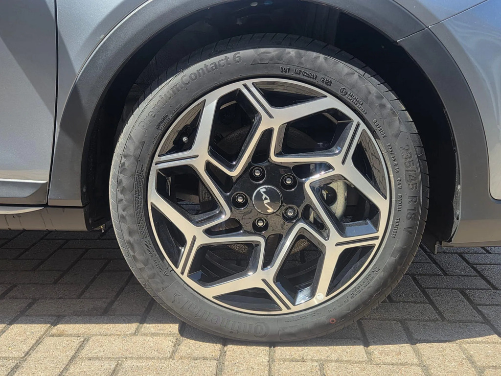 Kia Xceed Hatchback White #7