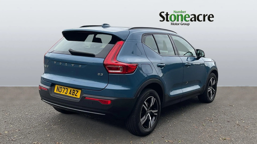 Volvo XC40 2.0 B3p Plus Dark Grey #2