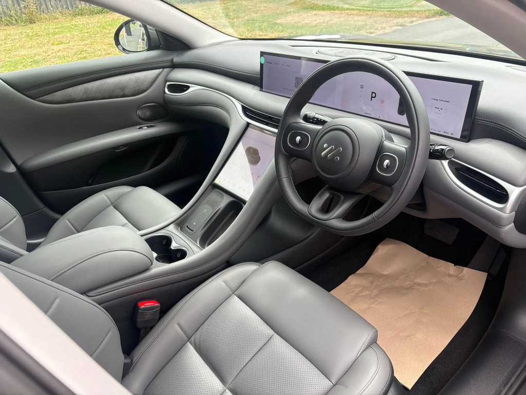 MG IM5 100Kwh Rwd Long Range Black #10