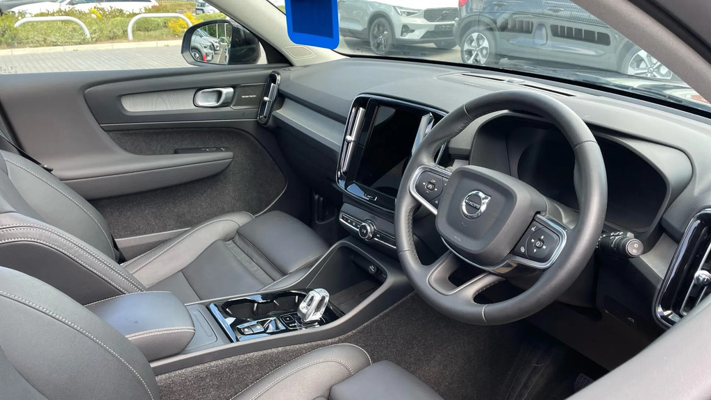 Volvo XC40 2.0 B3 Mhev Ultra Dark Dct Euro 6 Ss #4