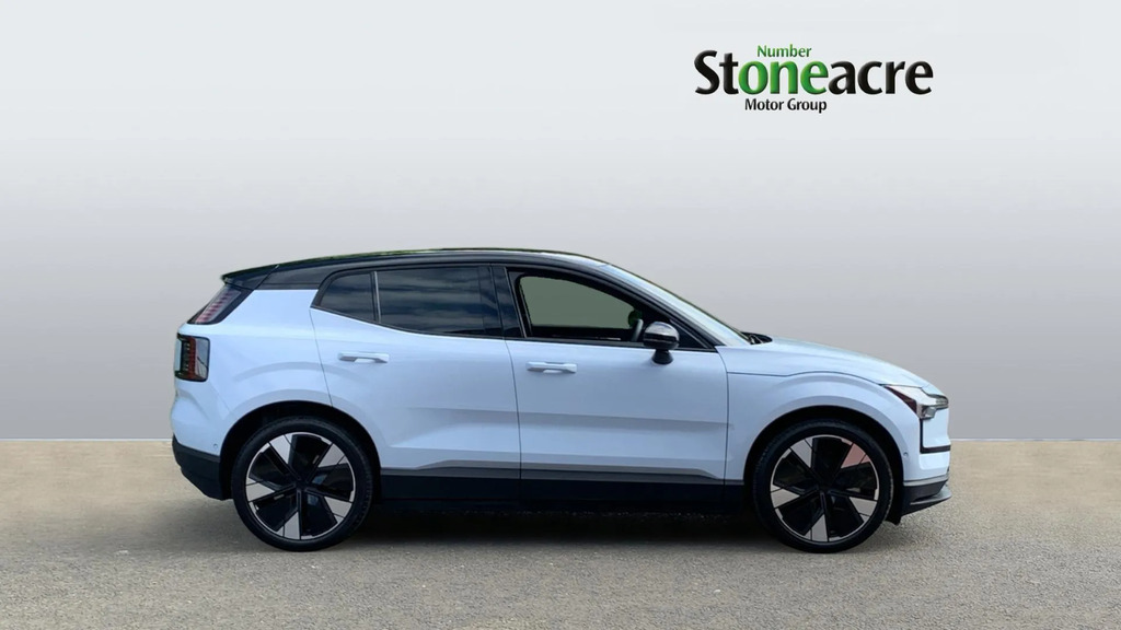 Volvo EX30 315Kw Twin Motor Performance Ultra 69Kwh #3