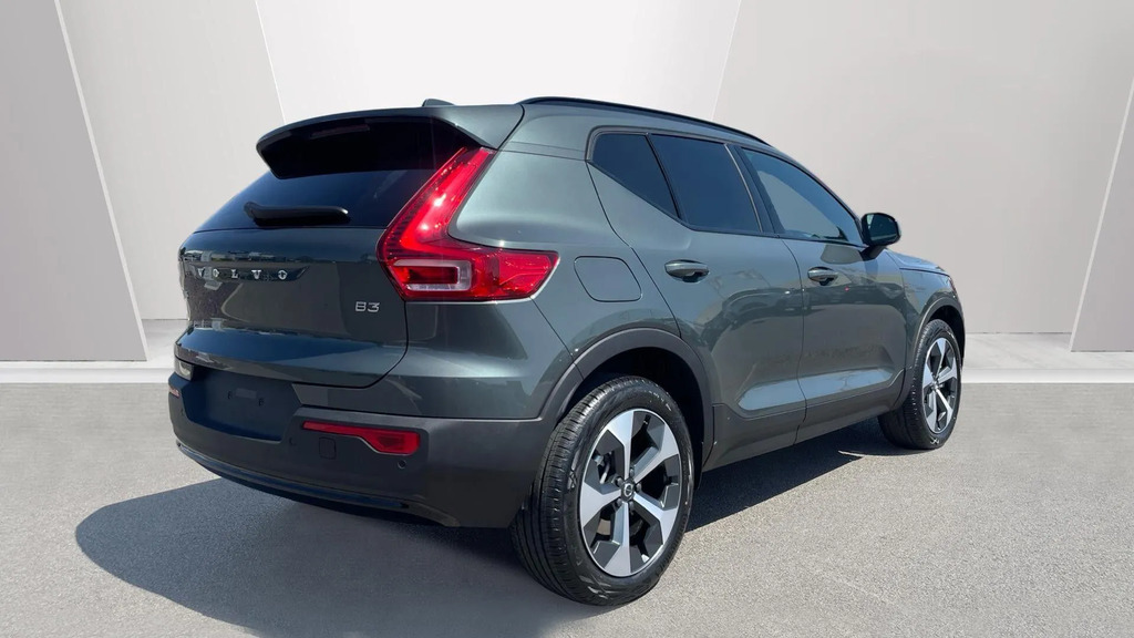 Volvo XC40 2.0 B3p Plus Dark #5