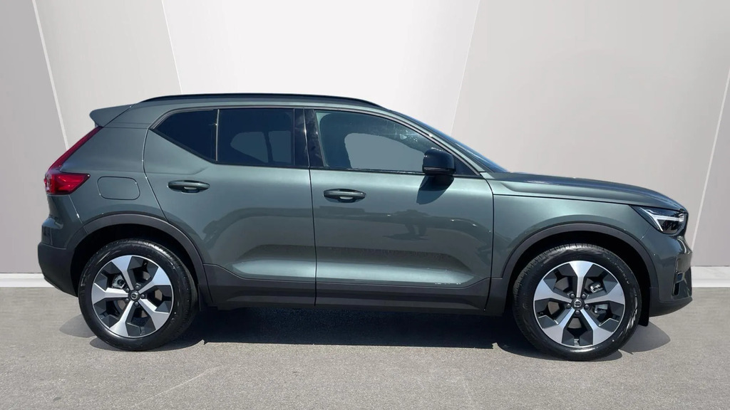 Volvo XC40 2.0 B3p Plus Dark #4
