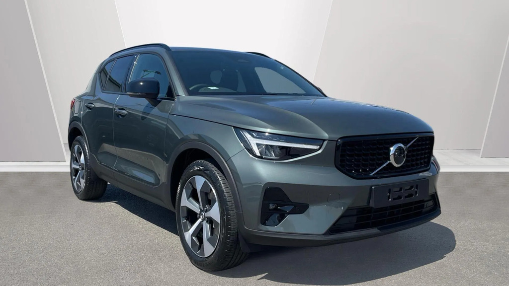 Volvo XC40 2.0 B3p Plus Dark