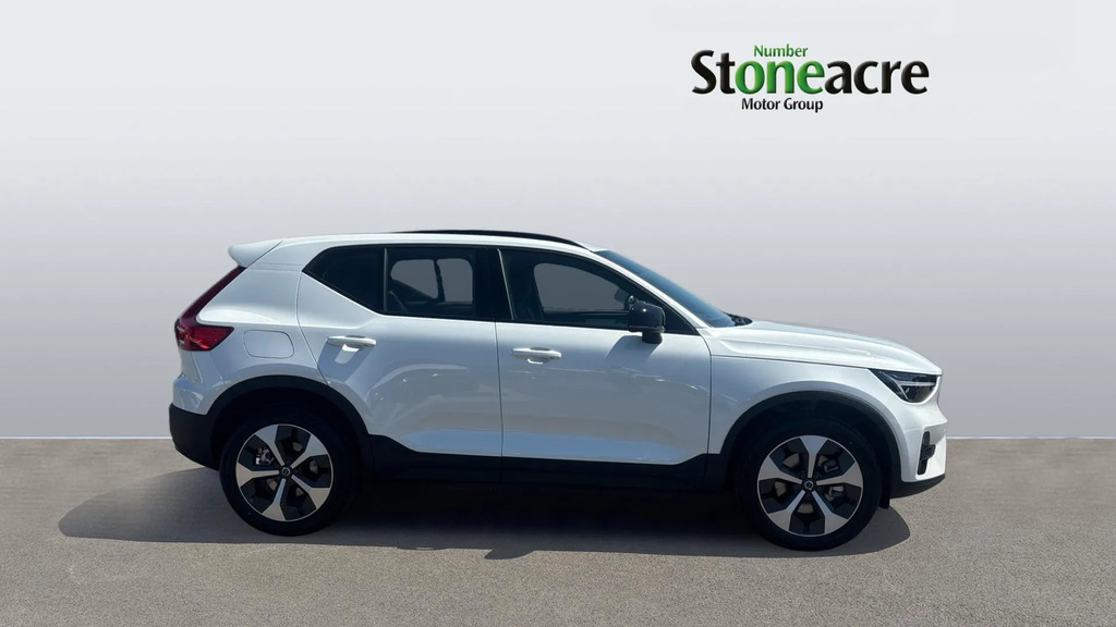 Volvo XC40 2.0 B3p Plus Dark #3