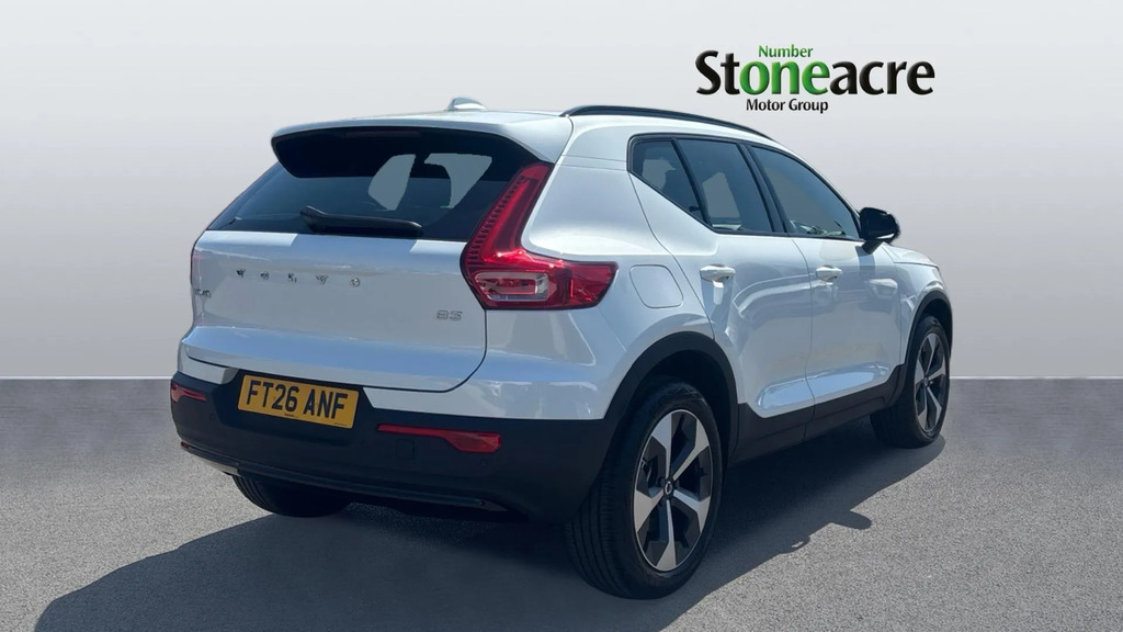 Volvo XC40 2.0 B3p Plus Dark #2