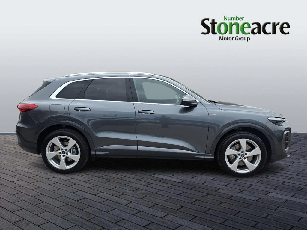 Audi Q5 2.0 E-hybrid 25.9Kwh S Line S Tronic Quattro Euro  #2