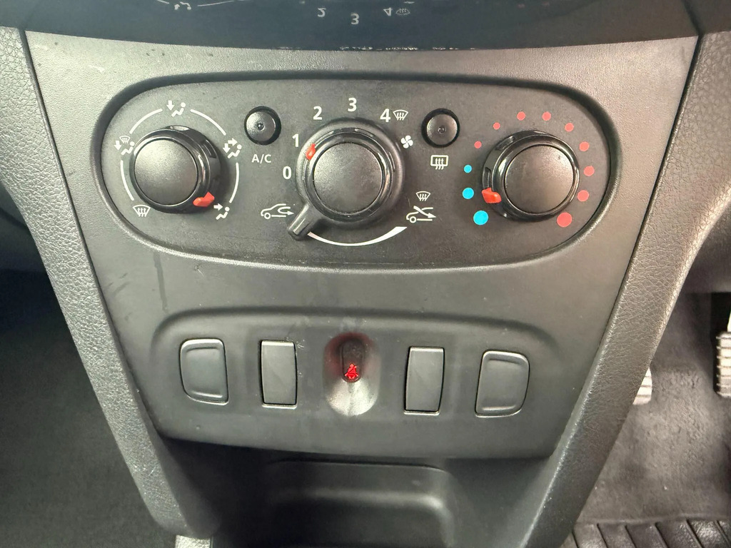 Dacia Sandero Hatchback Blue #18