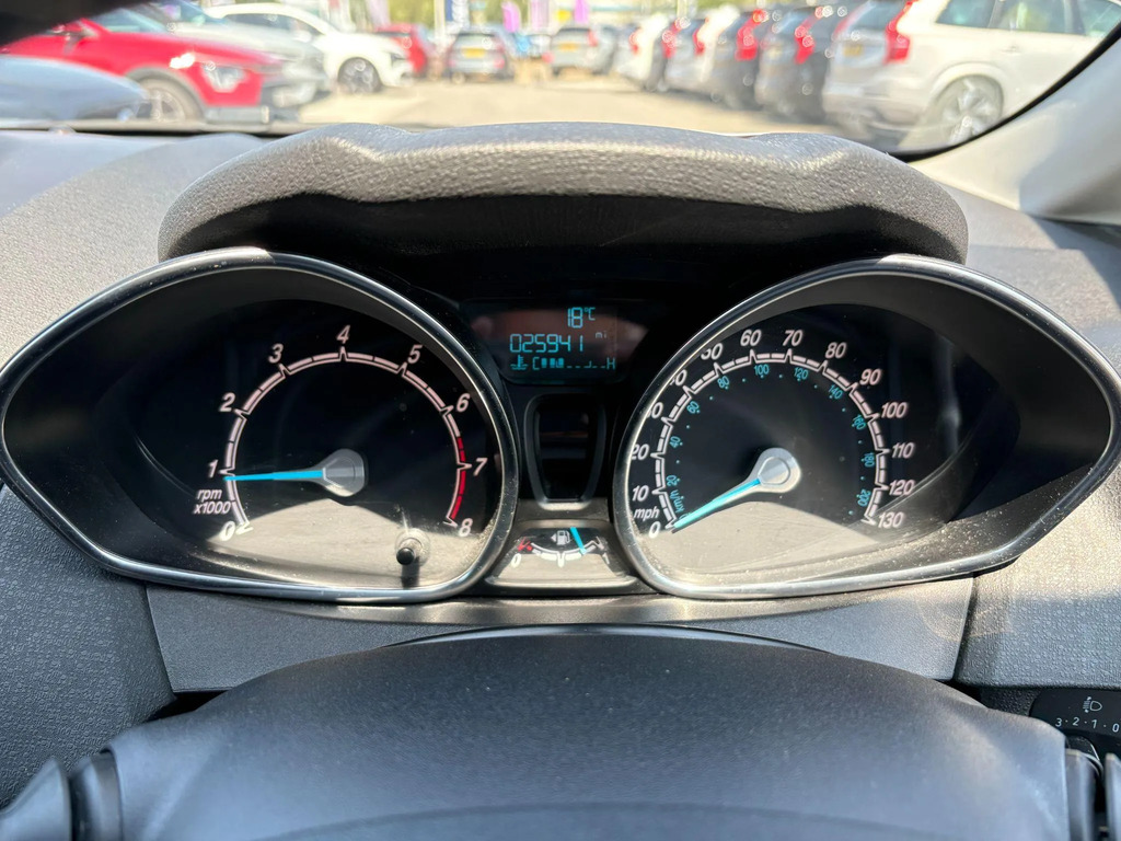 Ford Fiesta Hatchback Red #20