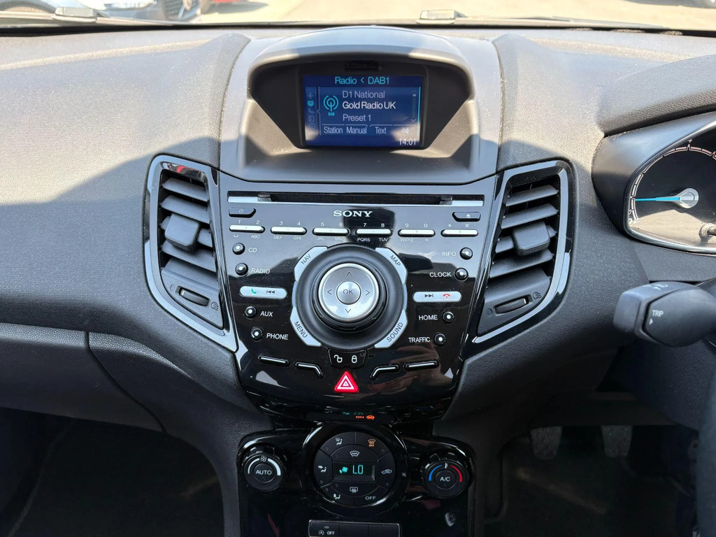 Ford Fiesta Hatchback Red #19