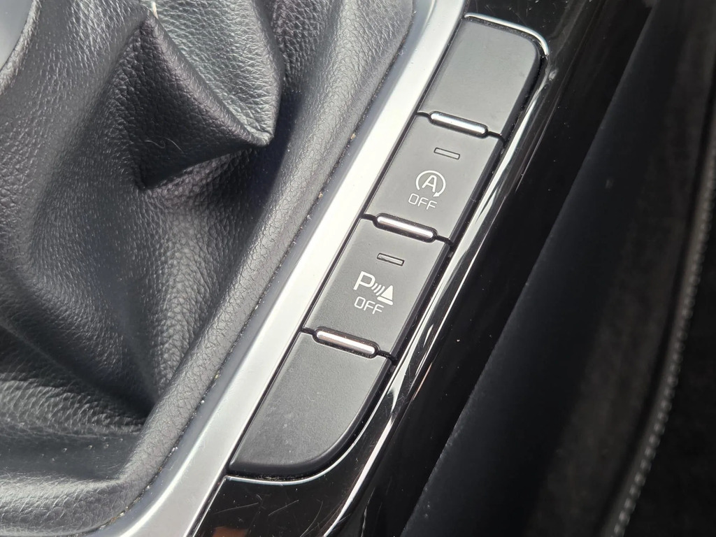 Kia Ceed Ceed 3 Isg White #30