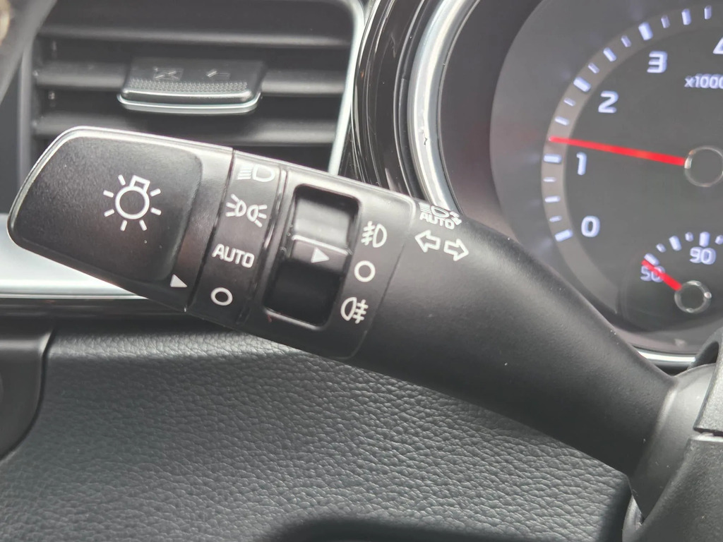 Kia Ceed Ceed 3 Isg White #26