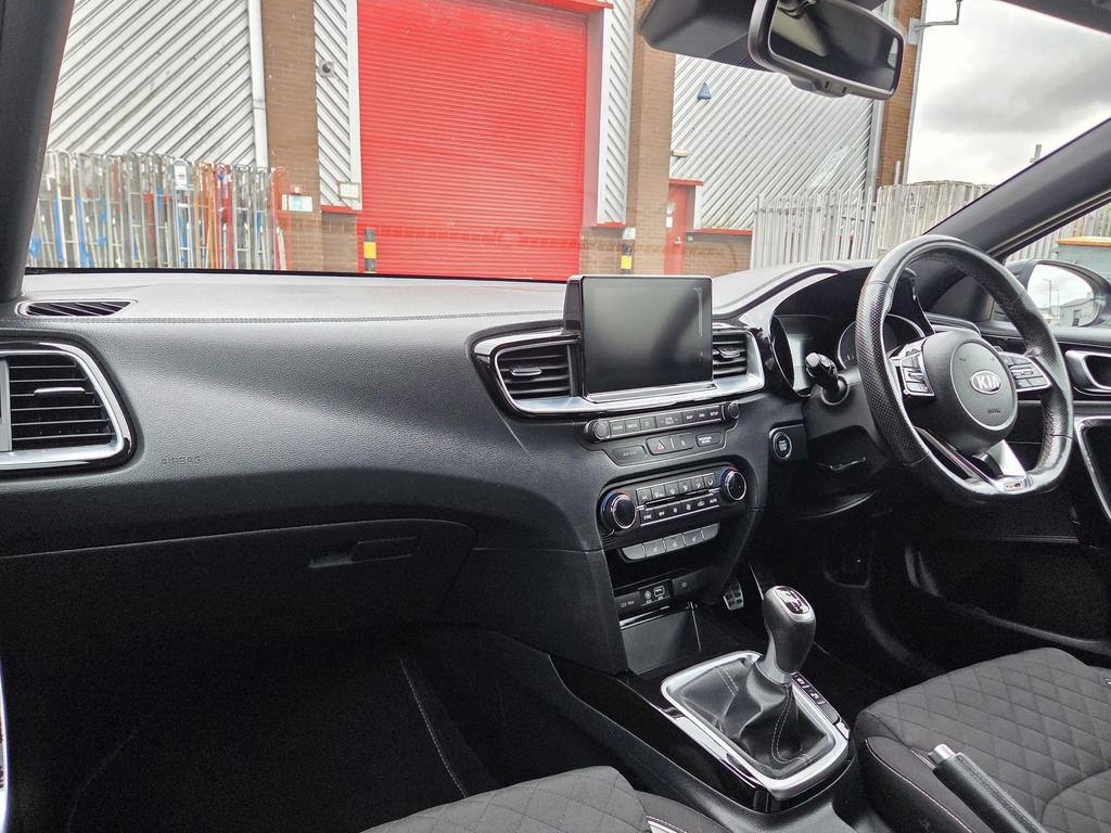 Kia Ceed Ceed 3 Isg White #16