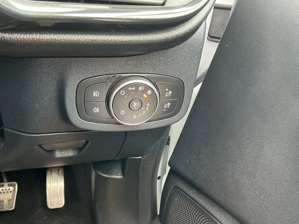 Ford Fiesta Active Edition Black #18