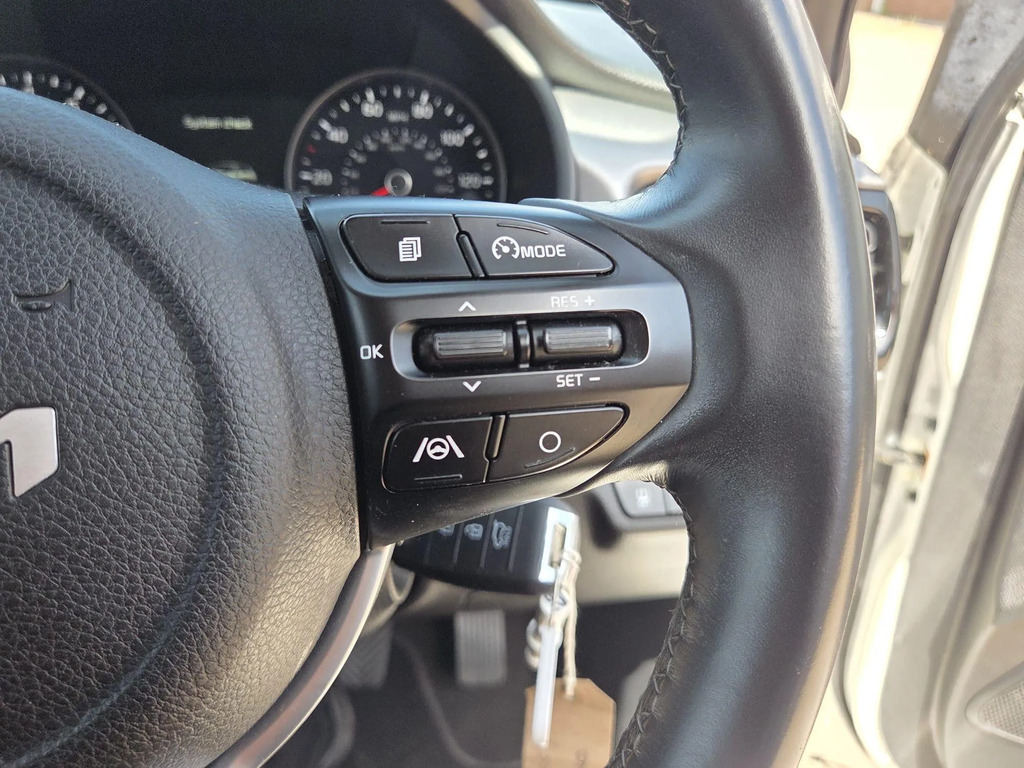 Kia RIO 2 1.2 5 Speed Grey #21