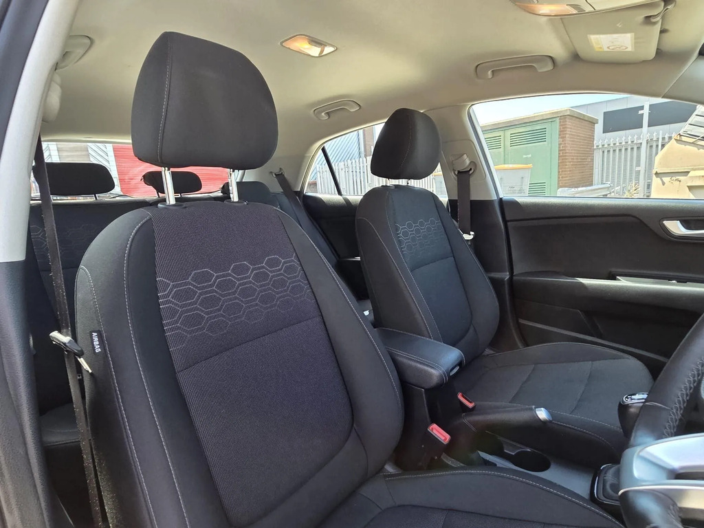 Kia RIO 2 1.2 5 Speed Grey #18