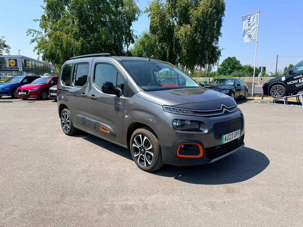 Citroen e-Berlingo 50Kwh Flair Xtr M