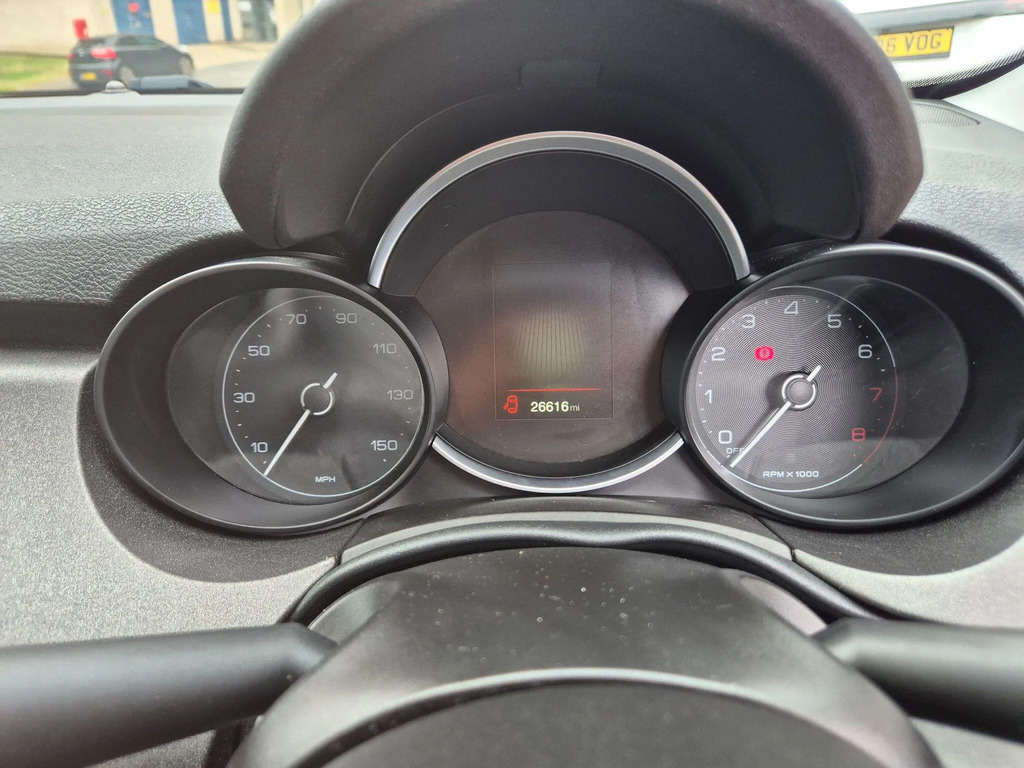 Fiat 500X Automatic White #12