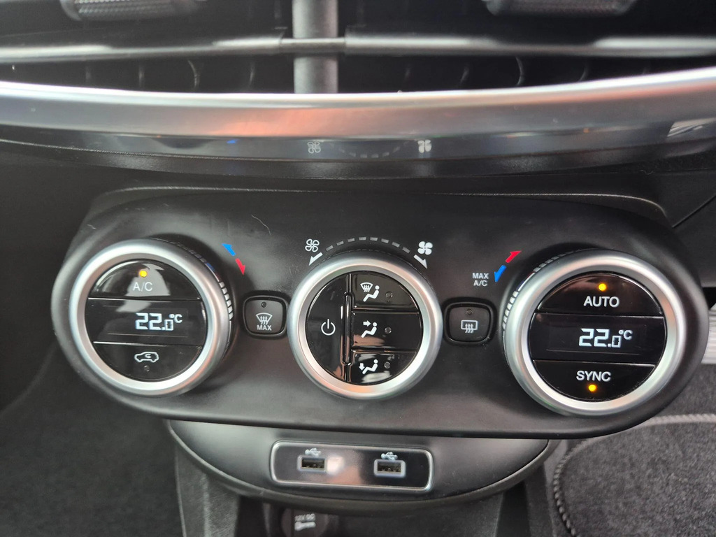 Fiat 500X Automatic White #24