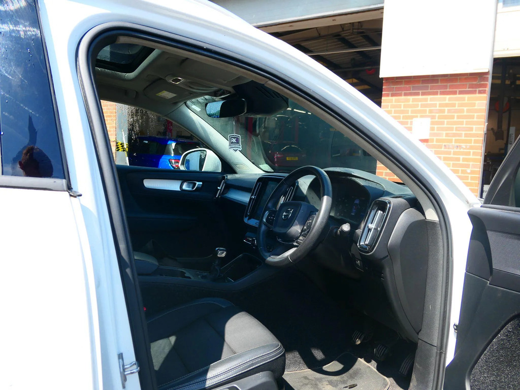 Volvo XC40 Black #28