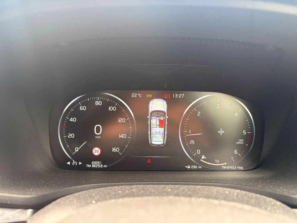Volvo V60 D3 Momentum Plus Blue #19