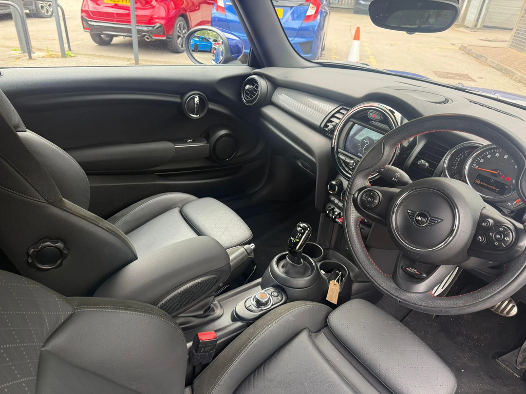 Mini Convertible Cooper S Exclusive Black #13