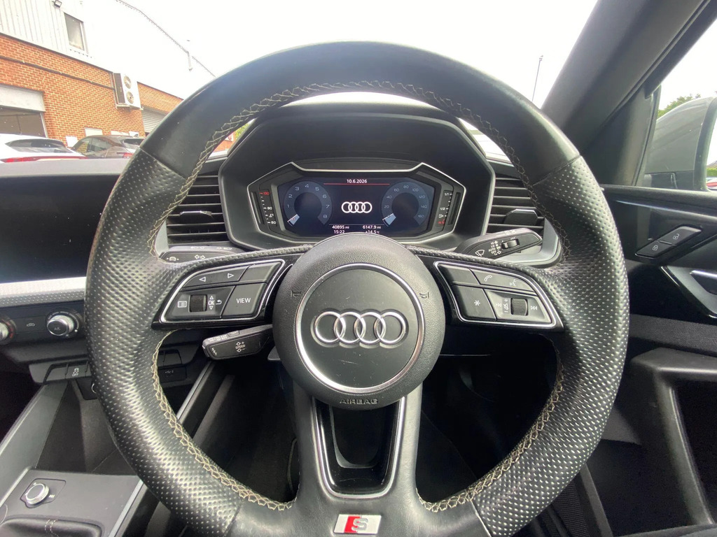 Audi A1 25 Tfsi Technik Black #18