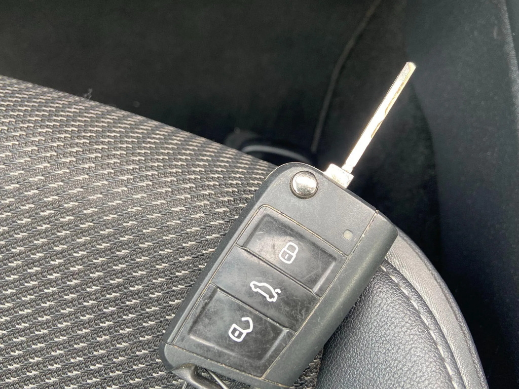 Audi A1 25 Tfsi Technik Black #14