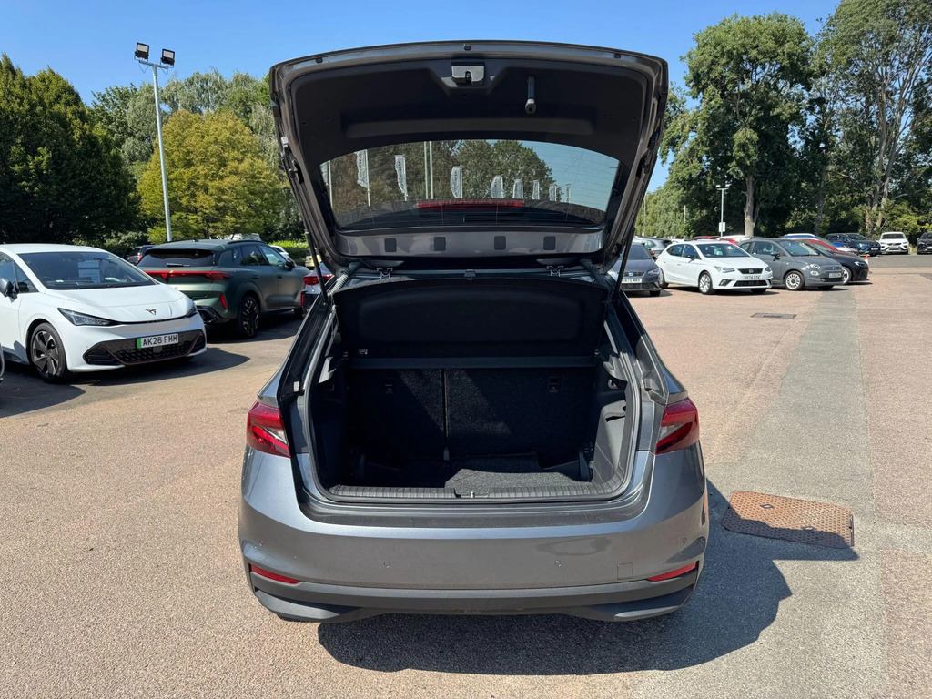 Skoda Fabia Hatchback White #23