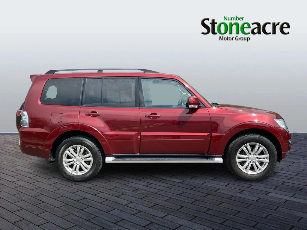 Mitsubishi Shogun Van 3.2 White #7