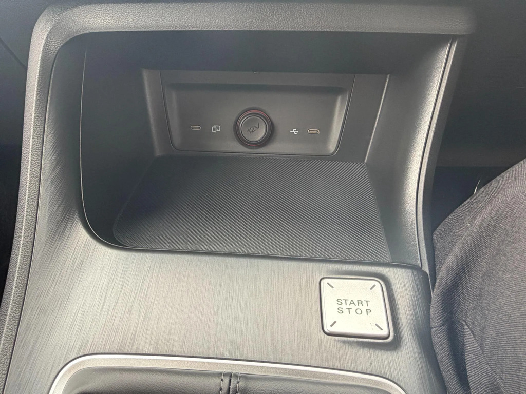 MG ZS 1.5 Se White #26