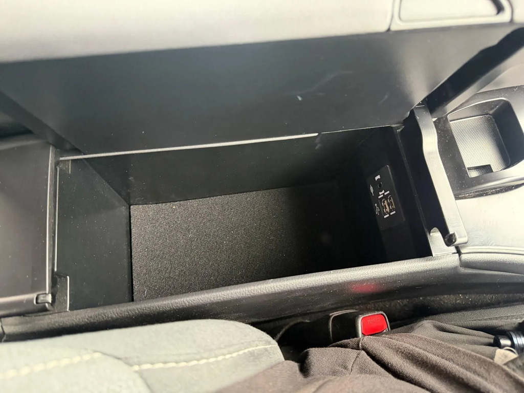 Lexus UX 300E Grey #31